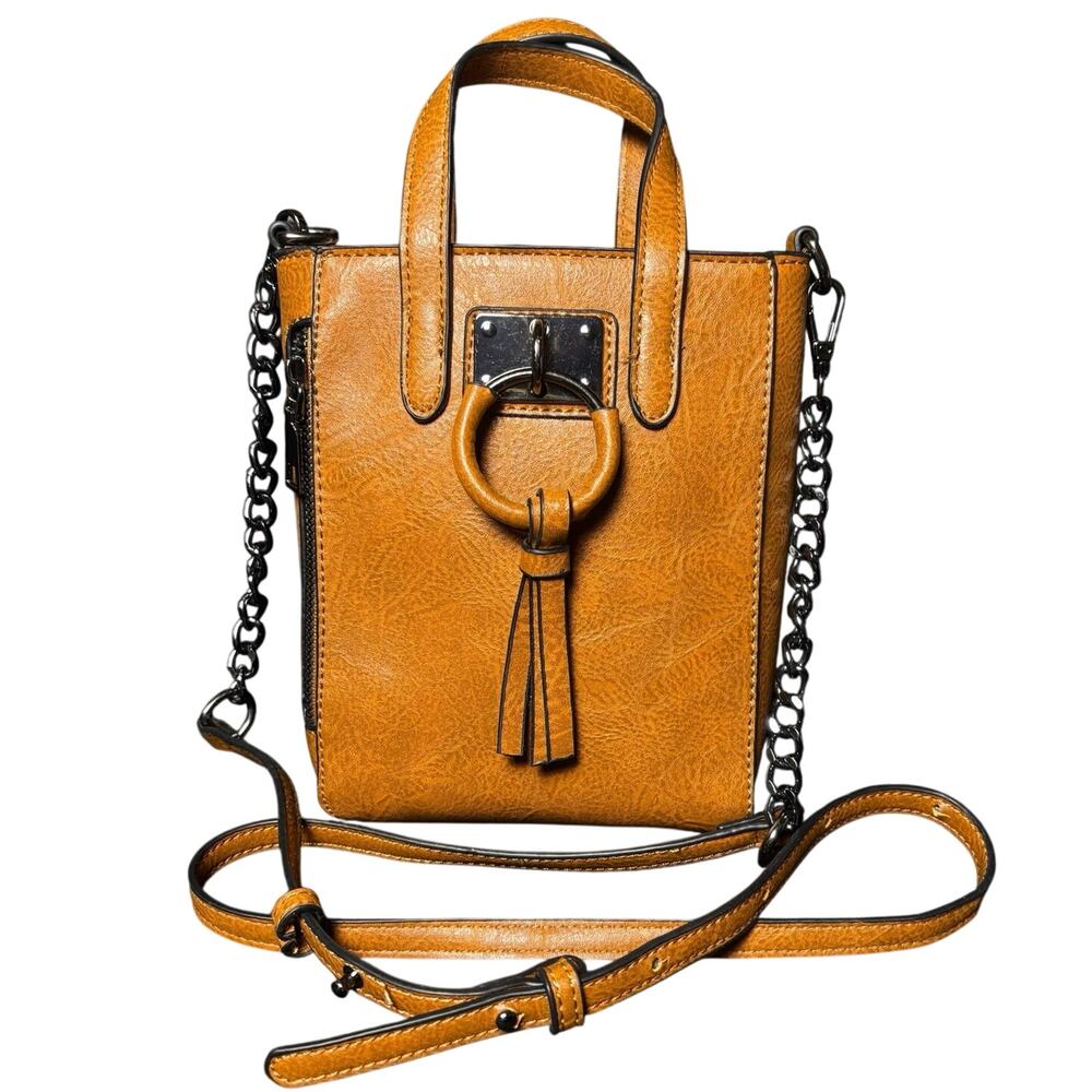 Women’s Tan Shoulder Bag with Chain Strap